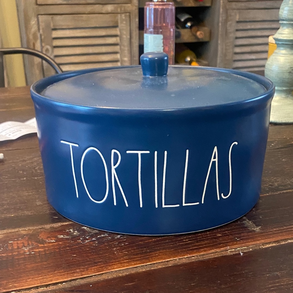 Rae Dunn Navy Tortilla Container
